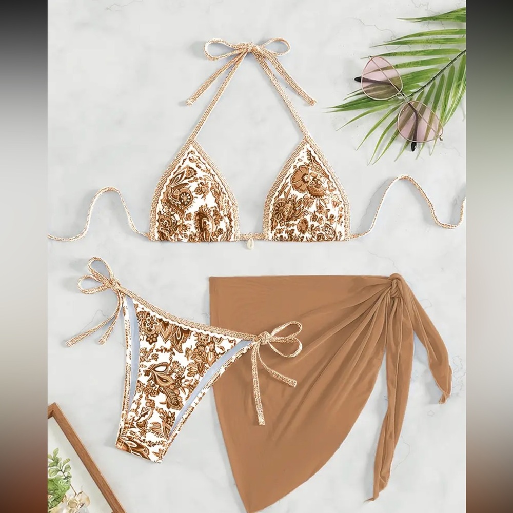 NWOT Floral Bikini Set with Sarong